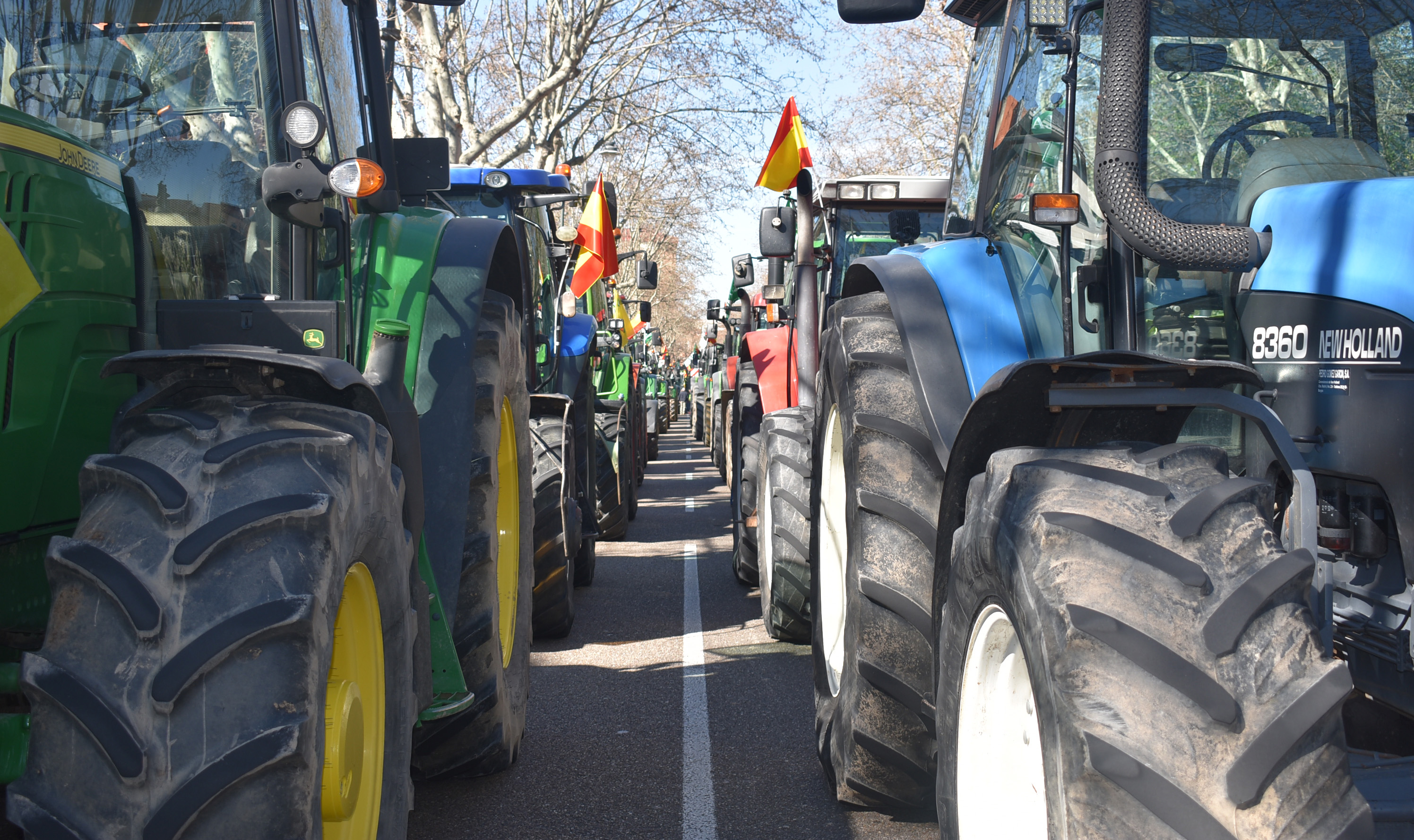 ASAJA COAG y UPA convocan una tractorada para el 14 de febrero en Valladolid 1